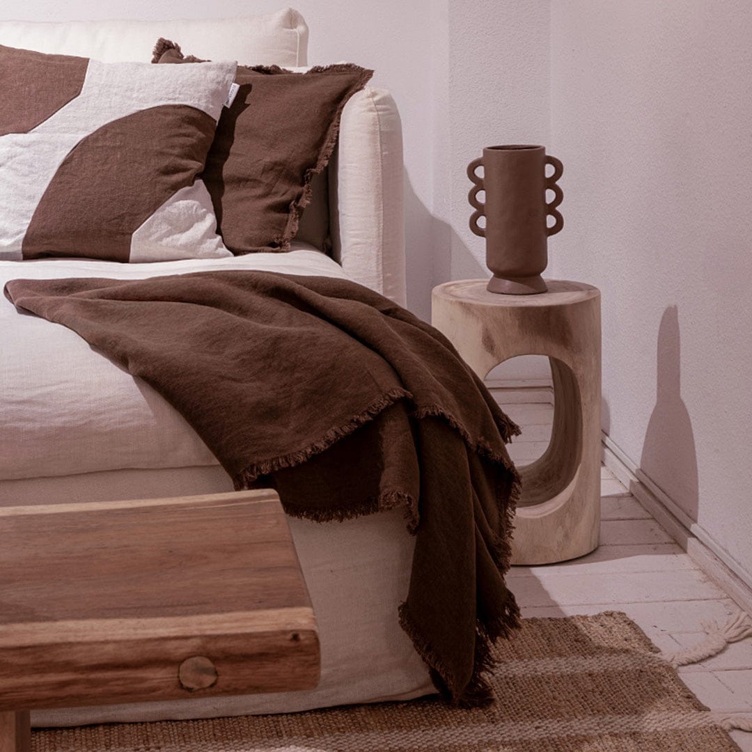 Amira Throw Mocha